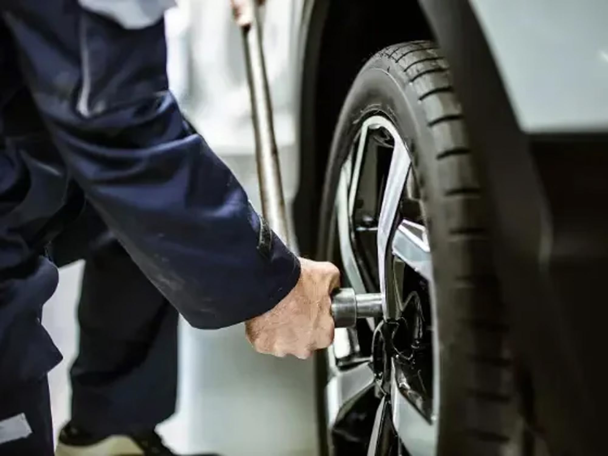 troque seu pneu com segurança e confiança na chevrolet pedragon-recife